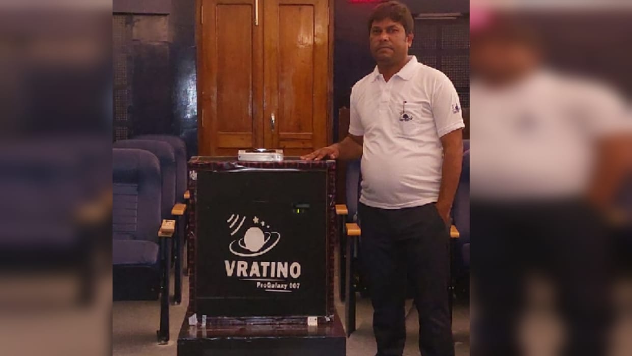 Gorakhpur engineer made a moving planetarium