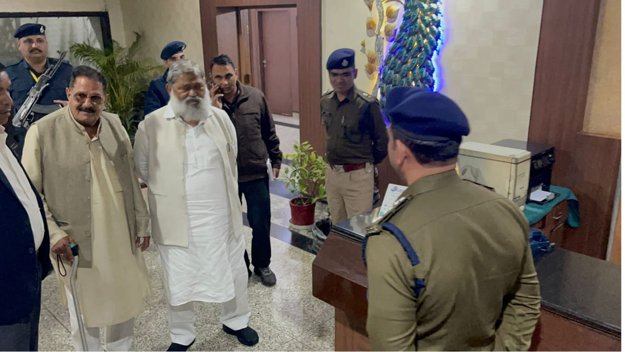 Haryana Home Minister directs police to deal strictly with mining mafia