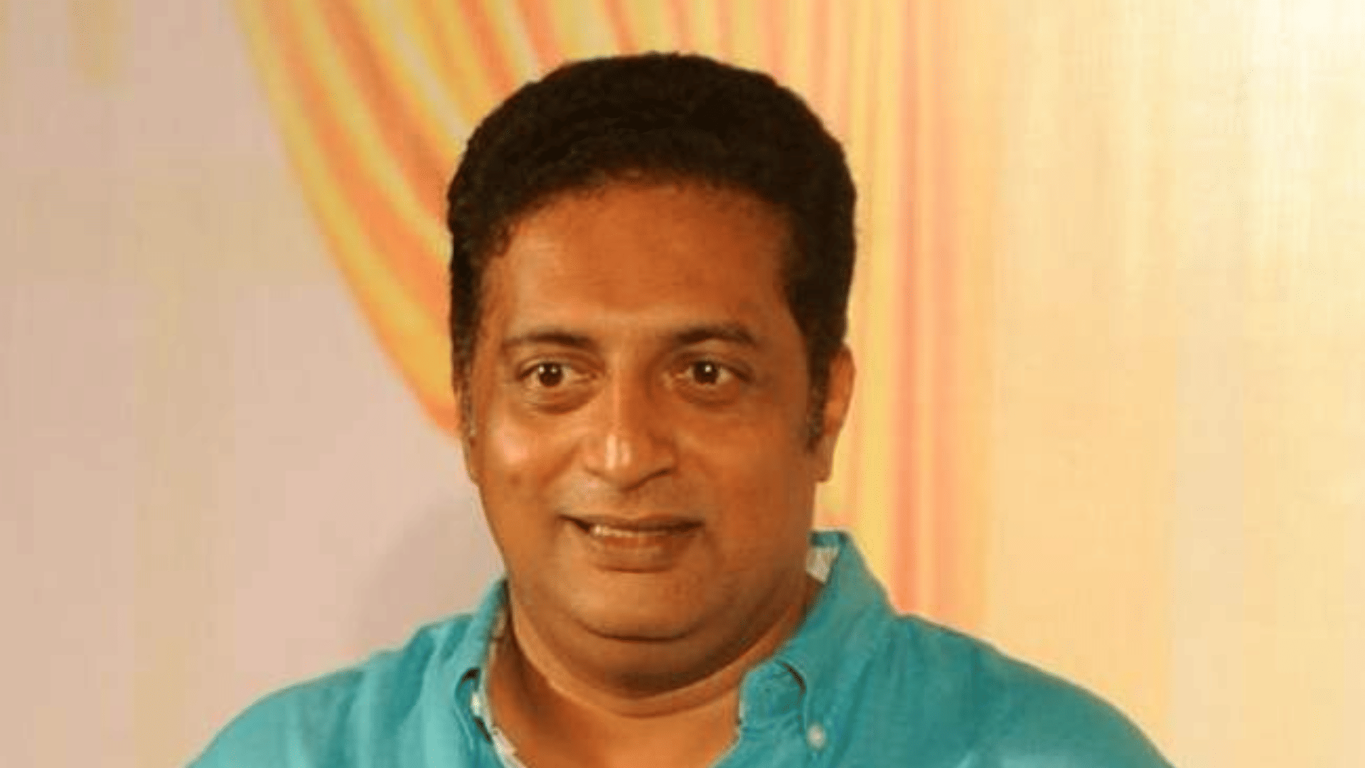 Prakash Raj says about boycott Pathaan gang are just barking they don't bite its a Sound pollution