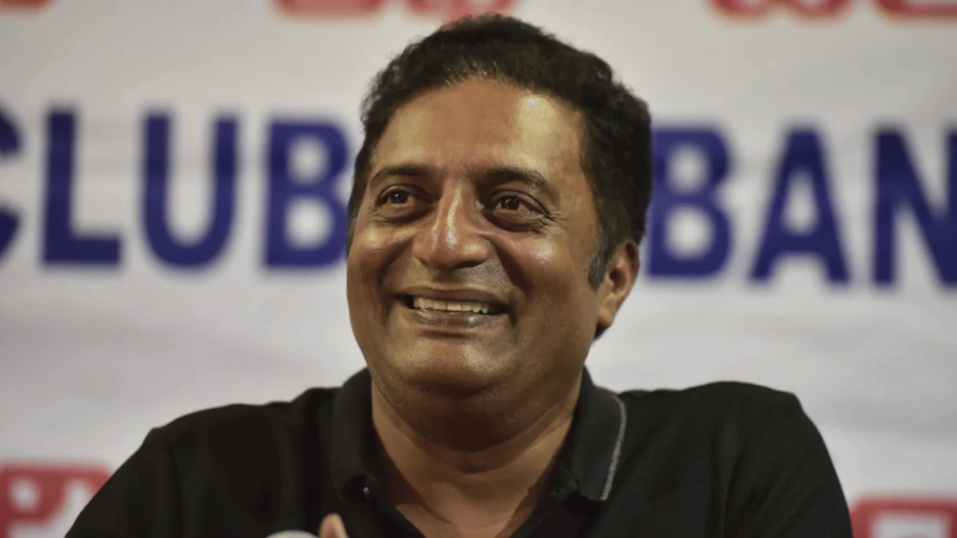 Prakash Raj says about boycott Pathaan gang are just barking they don't bite its a Sound pollution