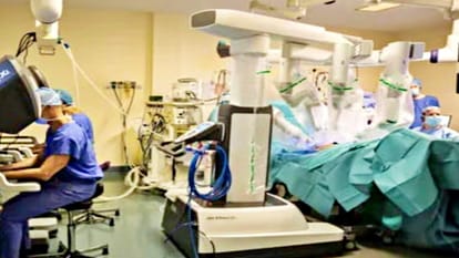 Robot will do surgery in Jaipur SMS Hospital