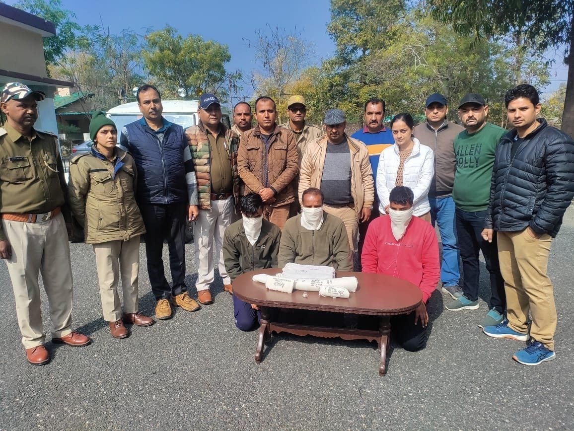 Daily laborers arrested in ivory case