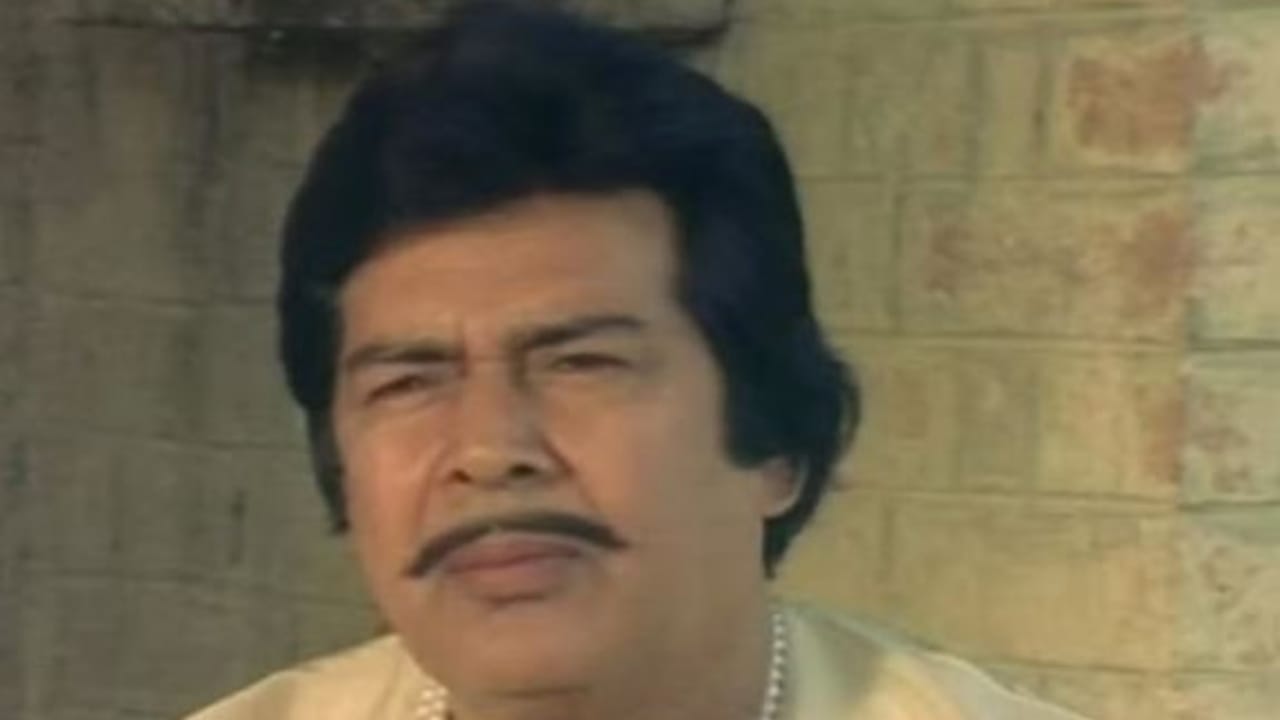 Sujit Kumar Birthday know untold story of bollywood superstar his journy from advocate to actor
