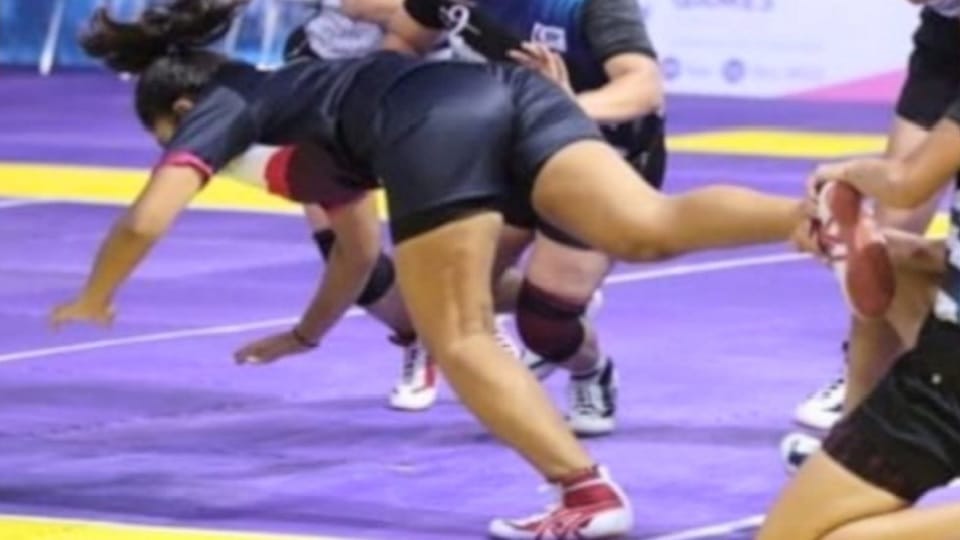 Woman kabaddi player misdeed by coach in Delhi take Rs 43.5 lakh by blackmailed