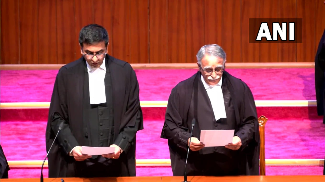 Supreme Court New Five Judges Oath Ceremony CJI dy chandrachud Latest News Updates in Hindi