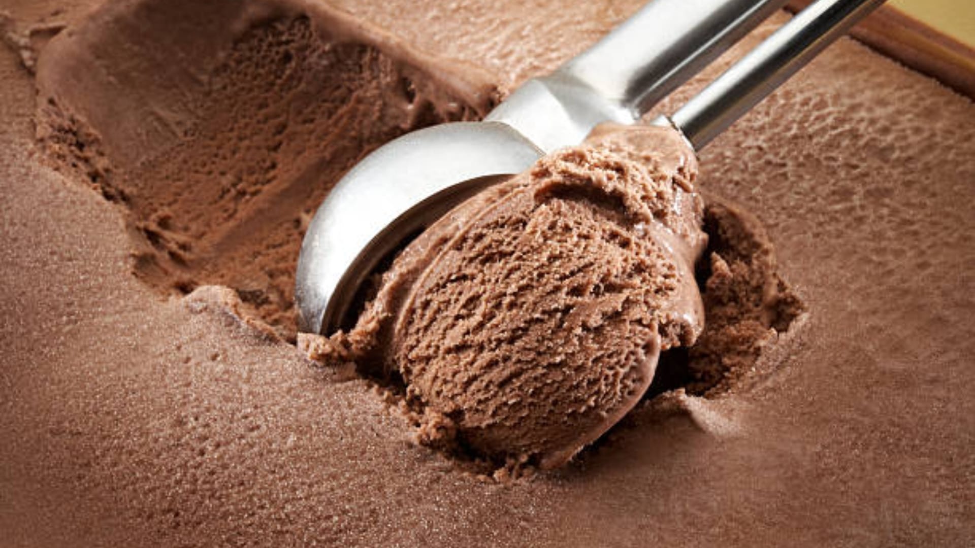 Chocolate Day 2023 Tips to Make Chocolate Ice-Cream Special Chocolate Recipes Ideas to Celebrate Valentine We