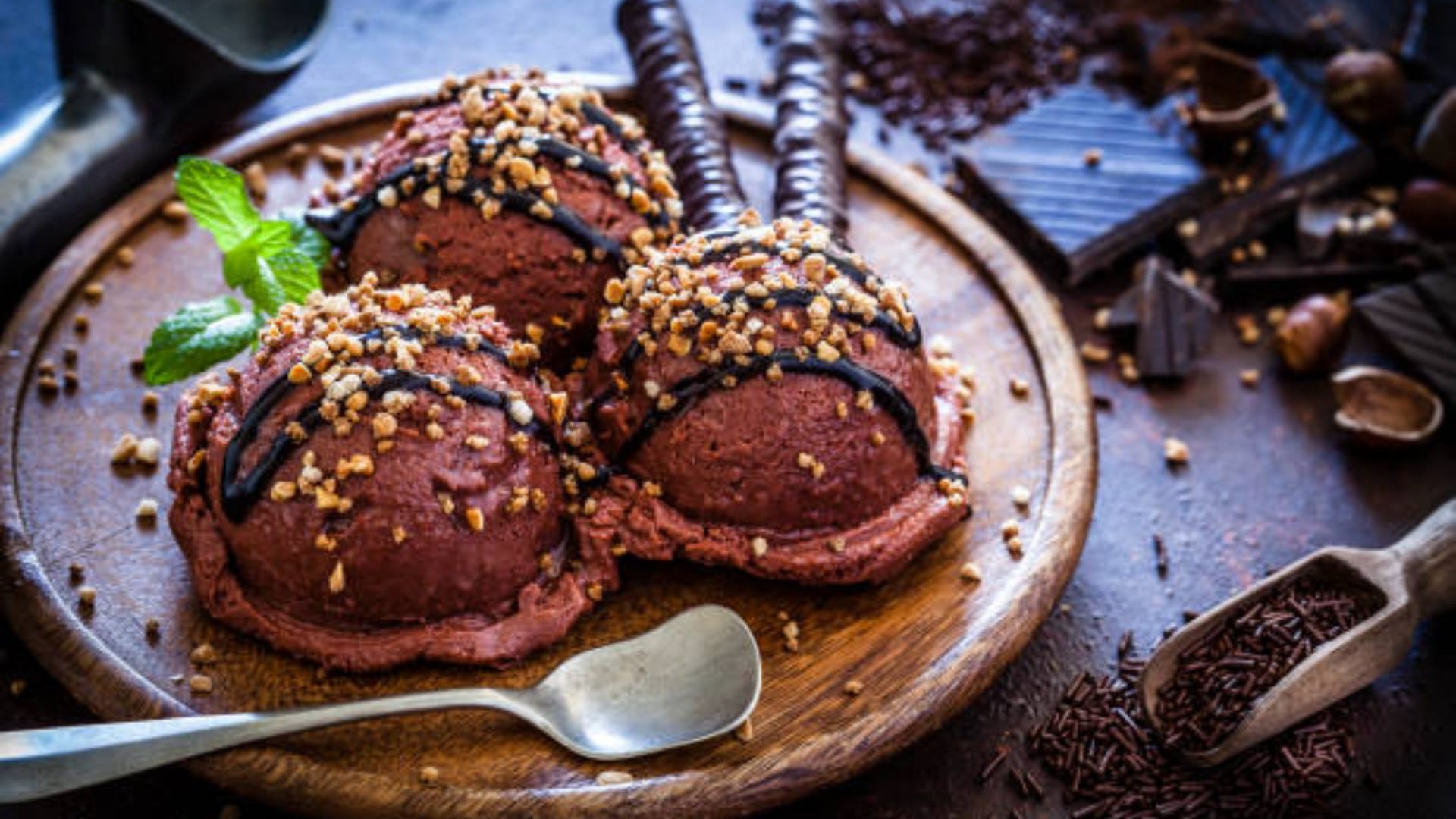 Chocolate Day 2023 Tips to Make Chocolate Ice-Cream Special Chocolate Recipes Ideas to Celebrate Valentine We