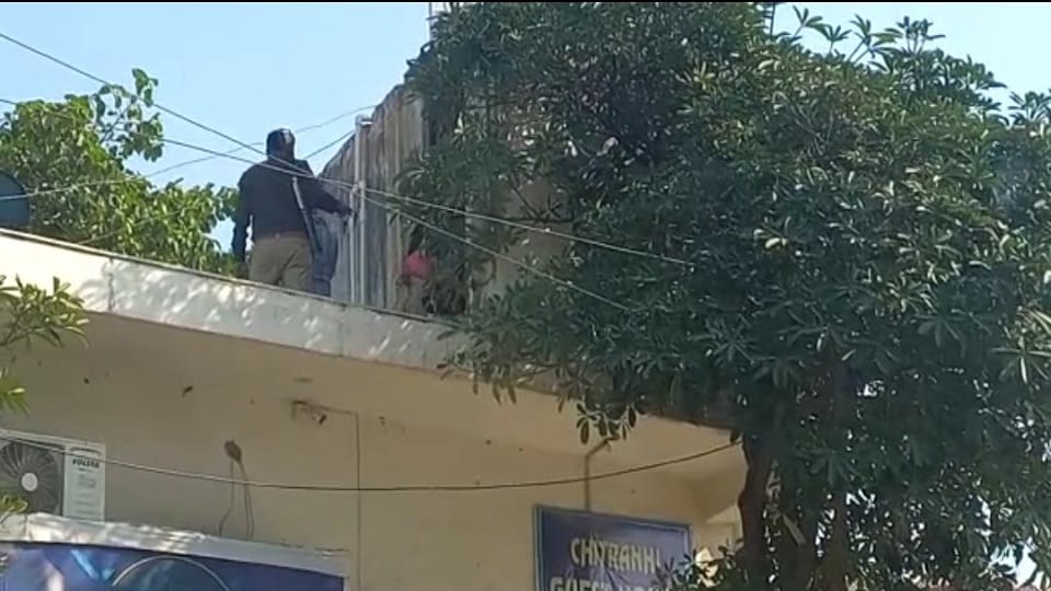 High Profile Brothel Racket Exposed In guest house agra near tajmahal