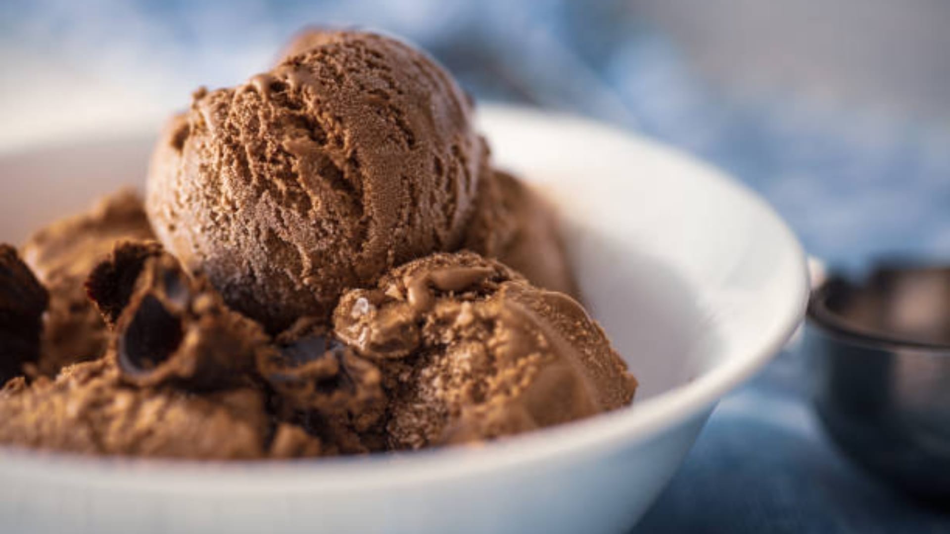 Chocolate Day 2023 Tips to Make Chocolate Ice-Cream Special Chocolate Recipes Ideas to Celebrate Valentine We