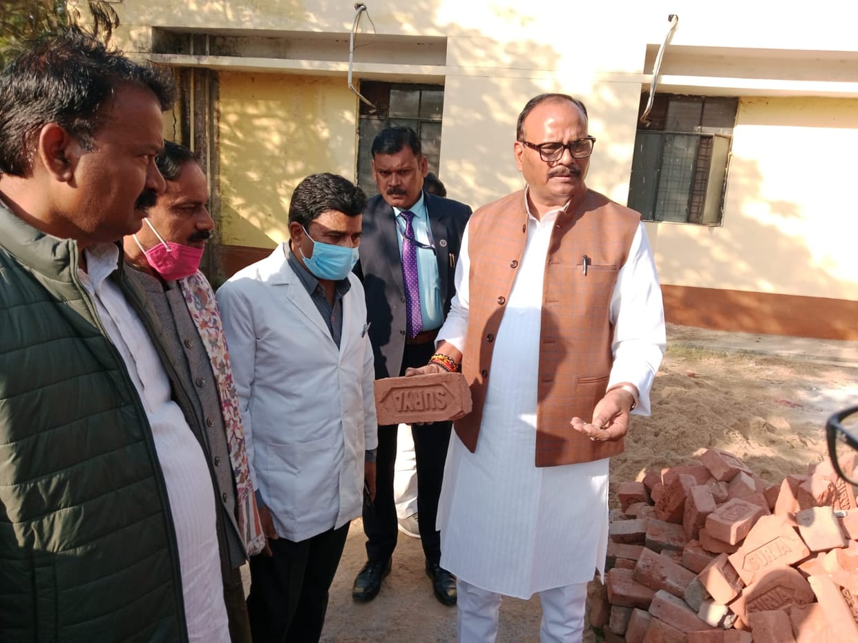 Surprise inspection of deputy CM: Health of the patients reached the hospital, angered over the poor quality