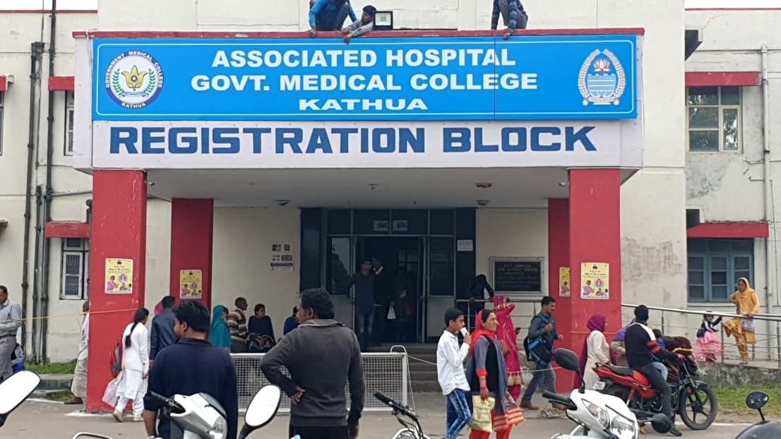 Kathua Smuggling accused nagri police post santry and thana munshi suspended