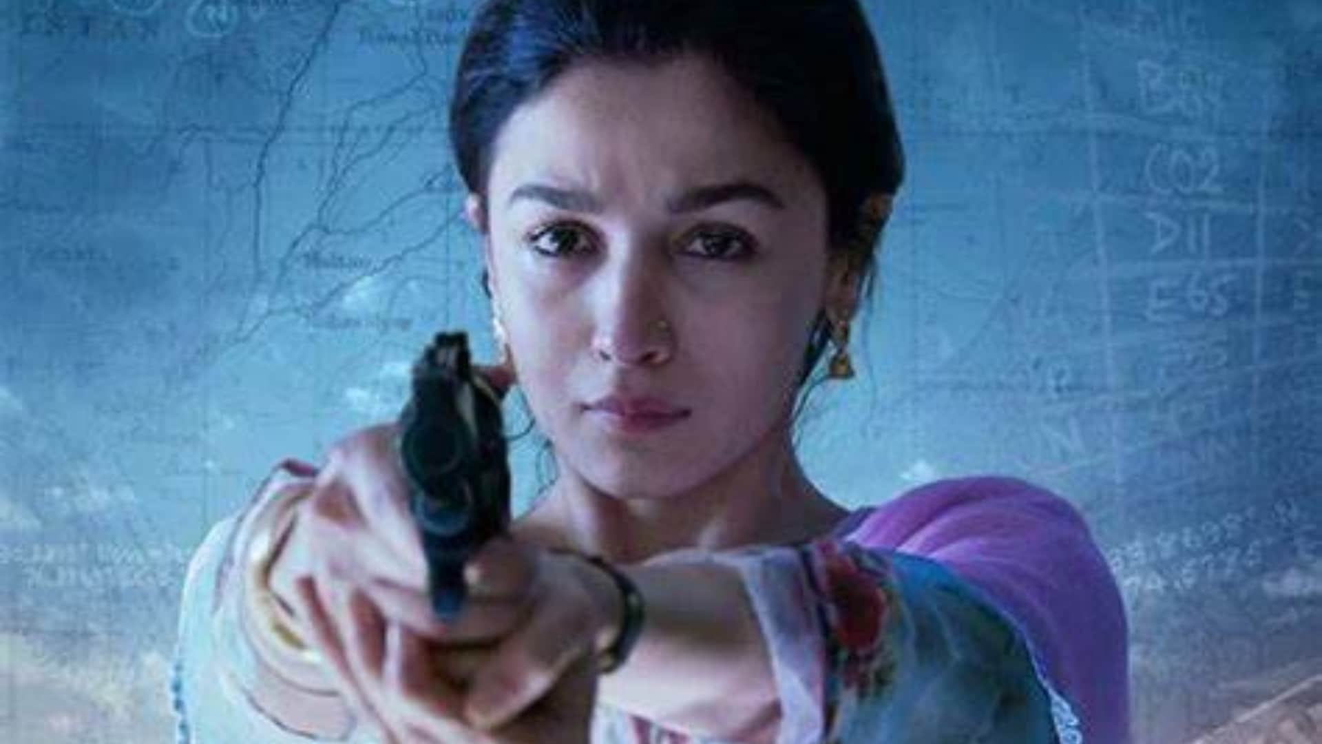 Bollywood Movies Female Writer Who Blow Every One mind by there caracter Gauri Shinde Kamna Meghna Gulzar