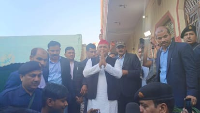 BJP minister Anoop Pradhan said Akhilesh Yadav is not a Shudra he comes from a backward caste In Mainpuri