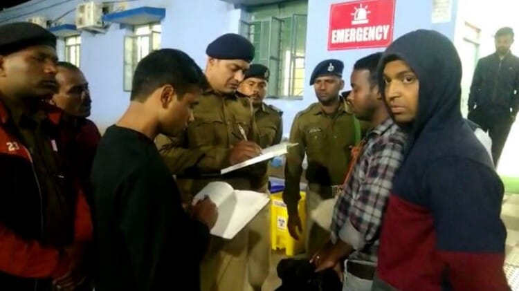 Bihar News: नालंदा में युवक की पीट-पीटकर किया अधमरा, इलाज के दौरान अस्पताल  में मौत; पुलिस जांच में जुटी > Livemunger.in