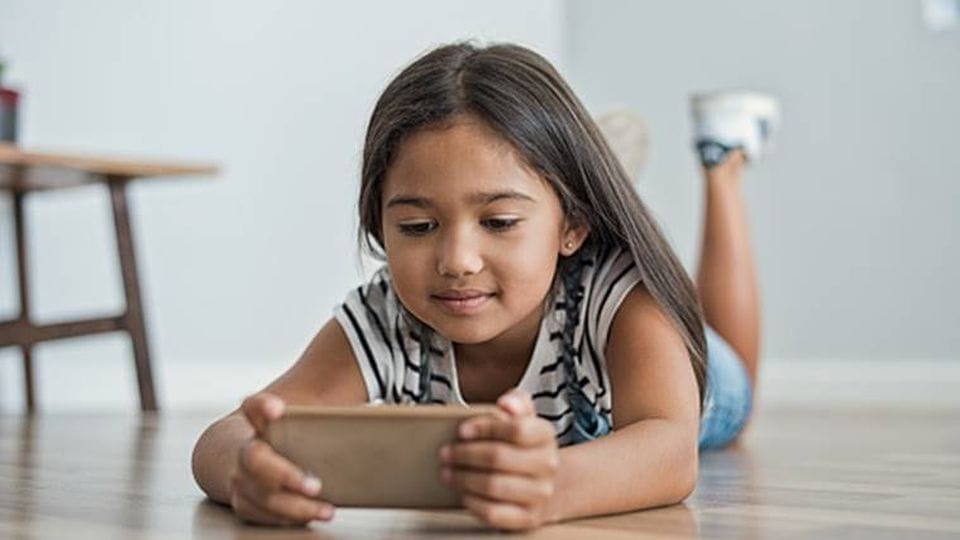 99 percent of parents don't know what their kids watch on mobile