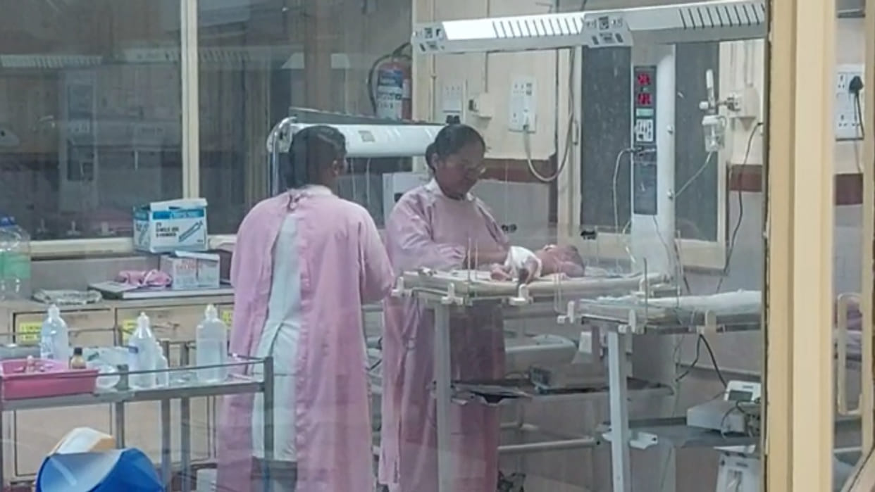 Unknown woman left the newborn in the kitchen of the district hospital, was seen in CCTV