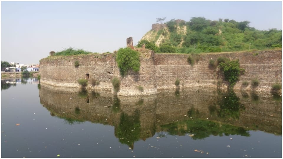 Bharatpur Sujanganga Canal  work started on instructions of Tourism Minister Vishvendra Singh