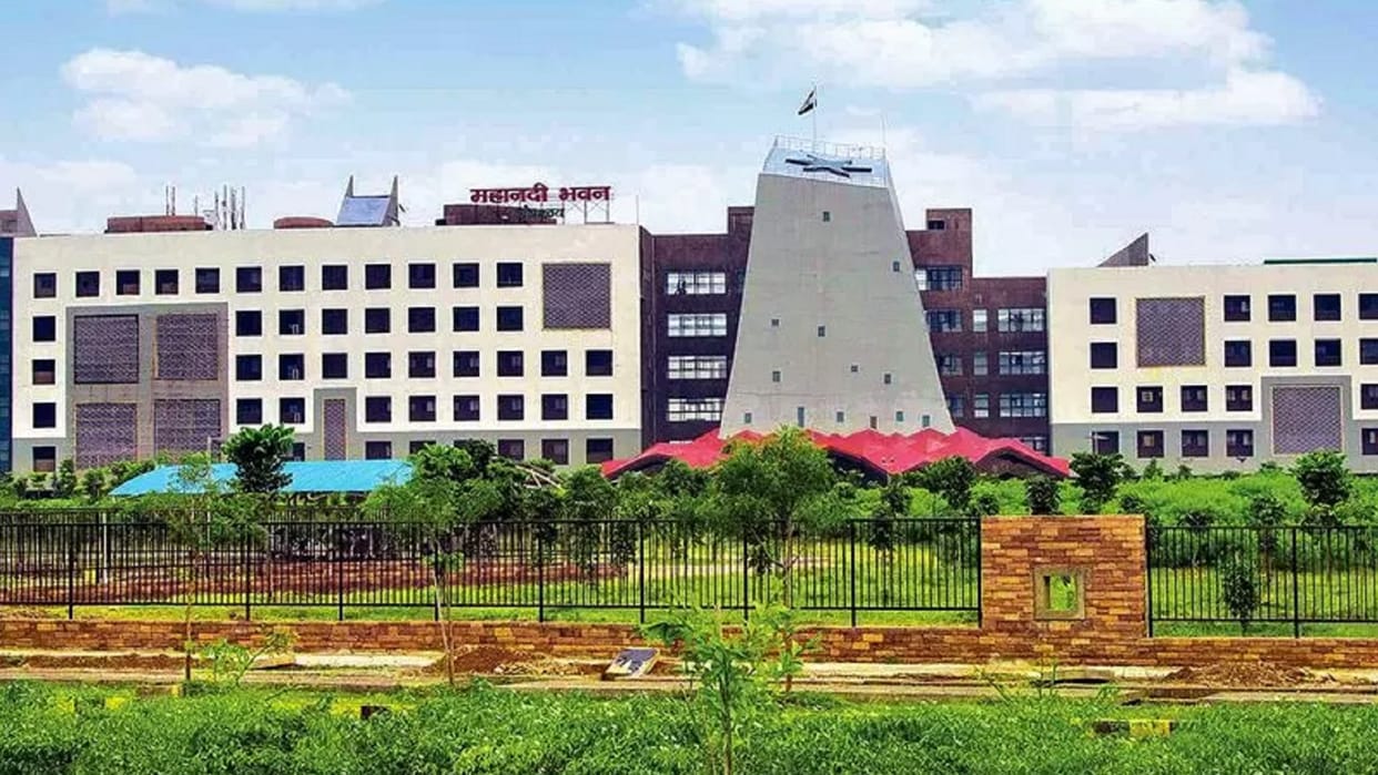 chhattisgarh bijapur cmho suspended on fake appointments