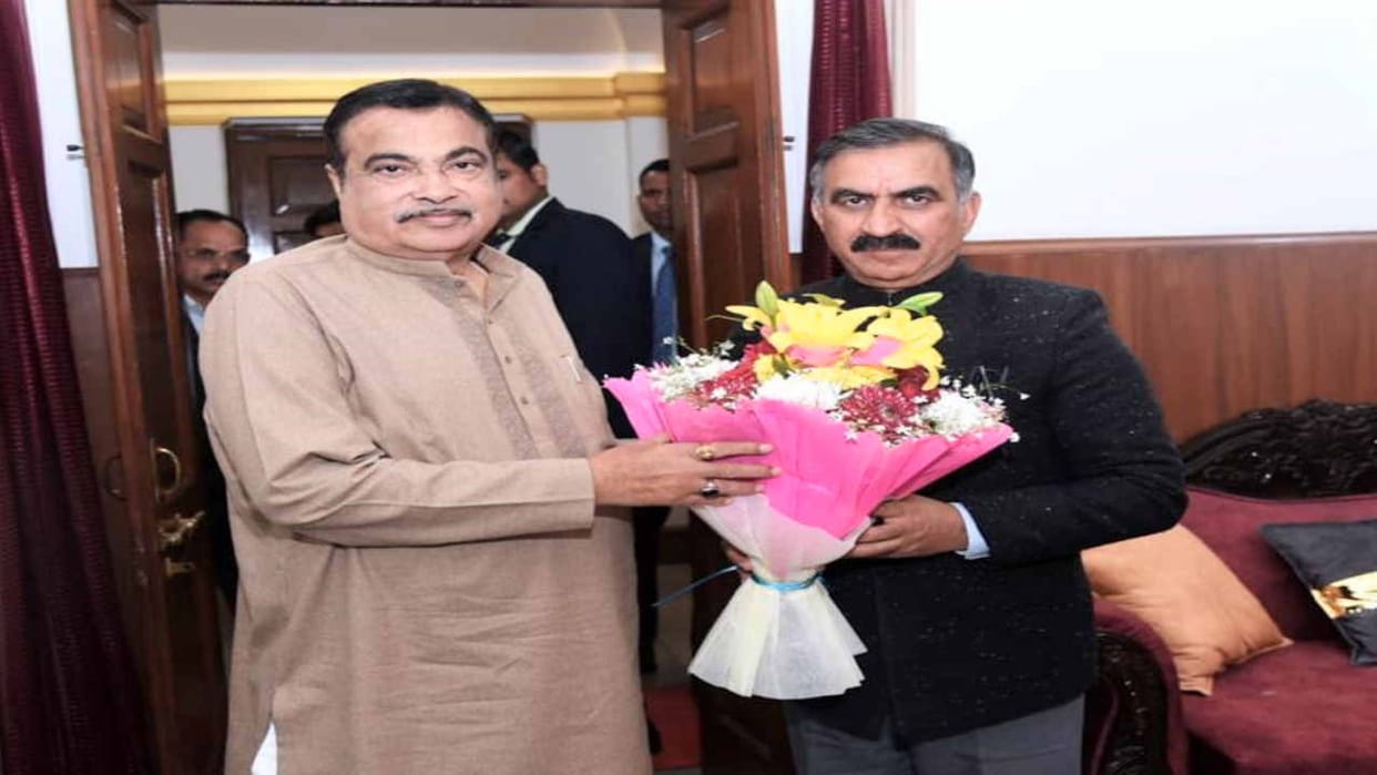 CM Sukhu urged the Union Minister nitin gadkari to speed up the construction of four lane projects