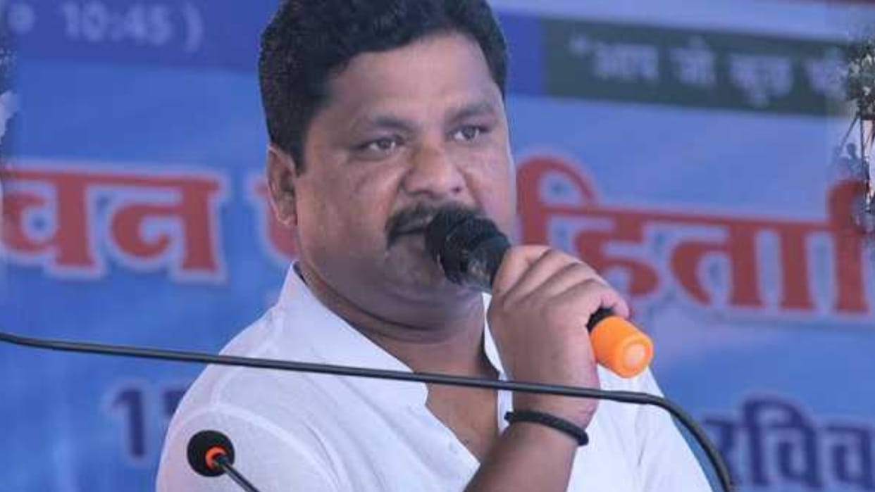 jharkhand congress suspand mla rajesh kachchap interrogate by ed for 10 hours money laundering toppling jmm