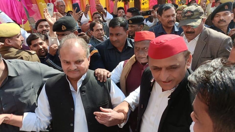 Akhilesh Yadav targeted BJP over statement of Sangh chief In Bulandshahr