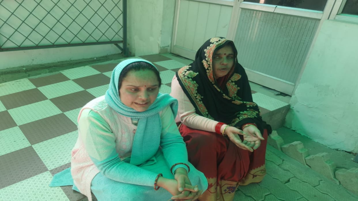 Meerut: Mother and wife of BJP leader Prince Chowdhary protest sit-in at the SSP office for five hours