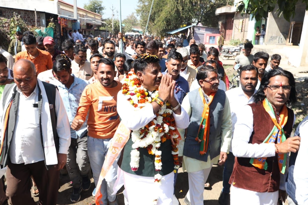 MP News: So far 6192 inaugurations and Bhoomi Poojan of 4269 works have been done in Vikas Yatra