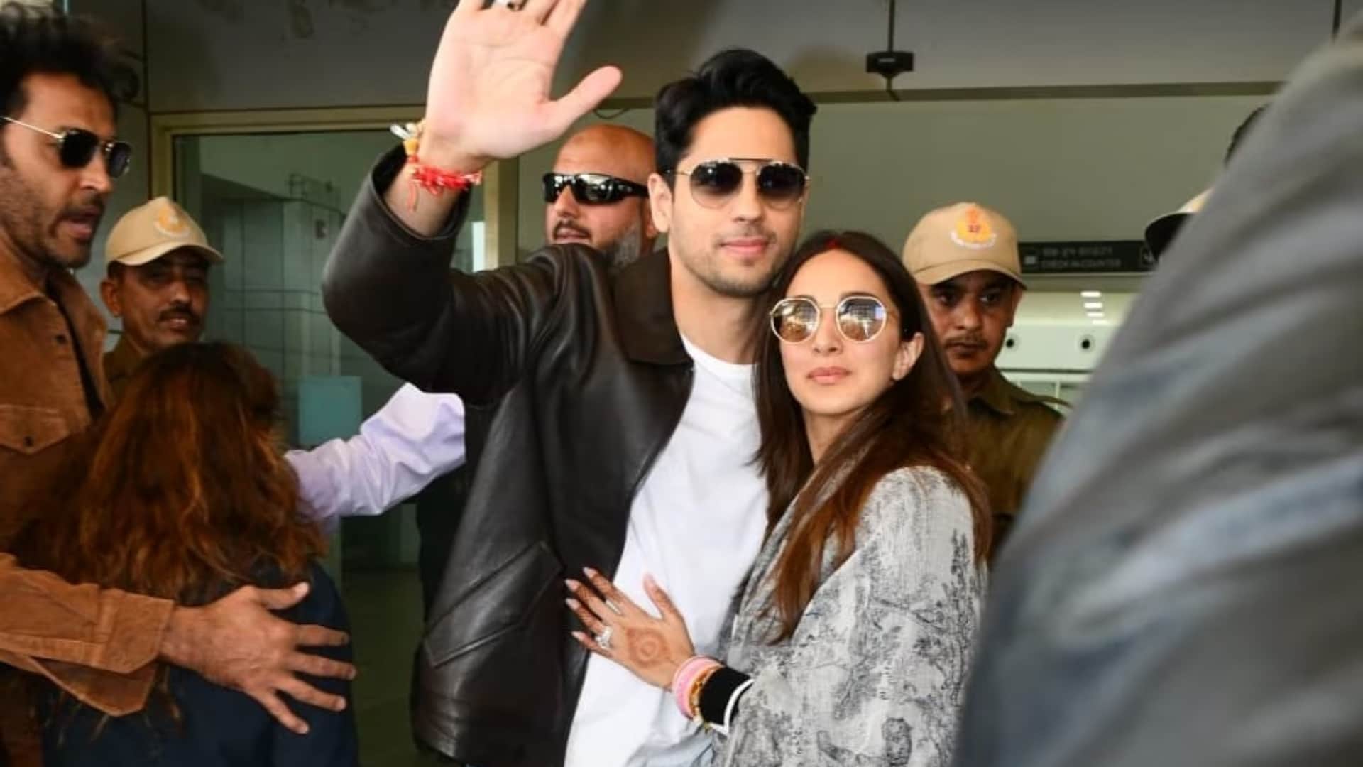 sidharth kiara wedding actor touches her wife feet during marriage rituals know exact reason