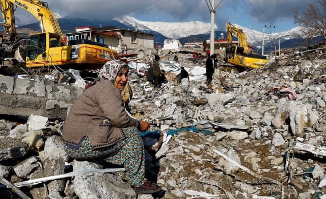 Turkey-Syria Earthquake Live Updates: Death Toll Increased thousands many countries offerd help