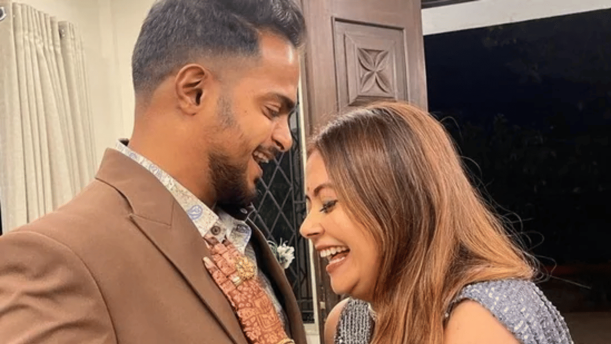 Devoleena Bhattacharjee reacts on trolls said langoor ke hath me angoor on husband Shahnawaz Sheikh