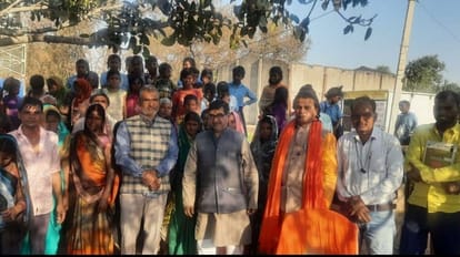 Bihar:लोभ में भटक गए थे ..इसलिए छोड़ा था धर्म, औरंगाबाद में 115 लोगों ने की घर  वापसी - Bihar: Lost In Greed ..that's Why Left Religion, 115 People  Returned Home In Aurangabad -