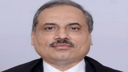 जस्टिस रमेश सिन्हा