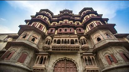 Indore: महाजन की आपत्ति के बाद बदला राजवाड़ा से खिसका मेट्रो स्टेशन, बदला मध्य क्षेत्र में अलाइनमेंट Metro station shifted from Rajwada after incident of Indore Mahajan, alignment changed in central area