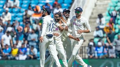 IND vs AUS Live Score: ऑस्ट्रेलिया की पहली पारी 177 रन पर सिमटी, जडेजा ने पांच और अश्विन ने तीन विकेट झटके भारतीय टीम