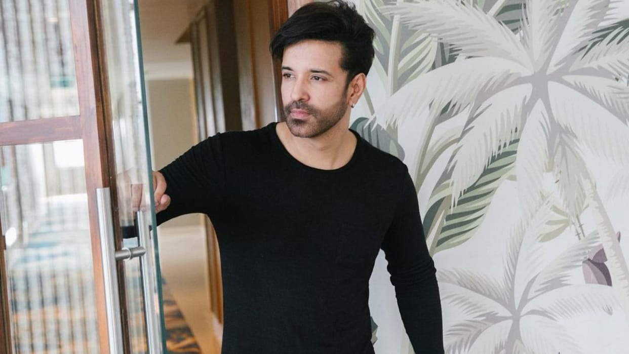 aamir ali the trail get hesitate to do intimate scene with kubra sait after divorce from sanjeeda sheikh read