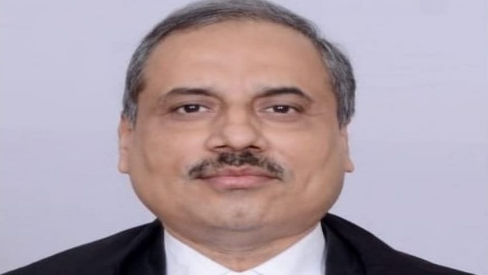 Justice Ramesh Sinha will be the new Chief Justice of Chhattisgarh High Court
