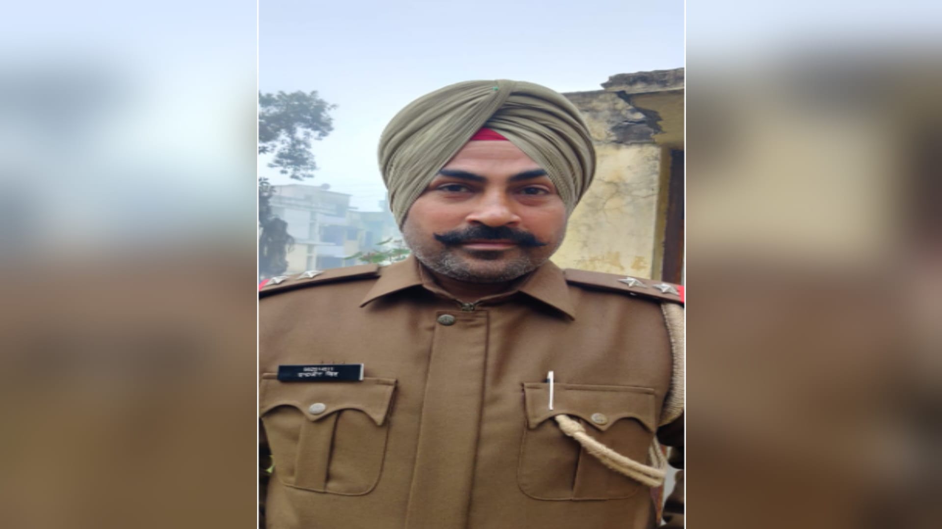 Meerut: Inspector Indrajit Singh committed suicide by shooting at night and officials are investigating