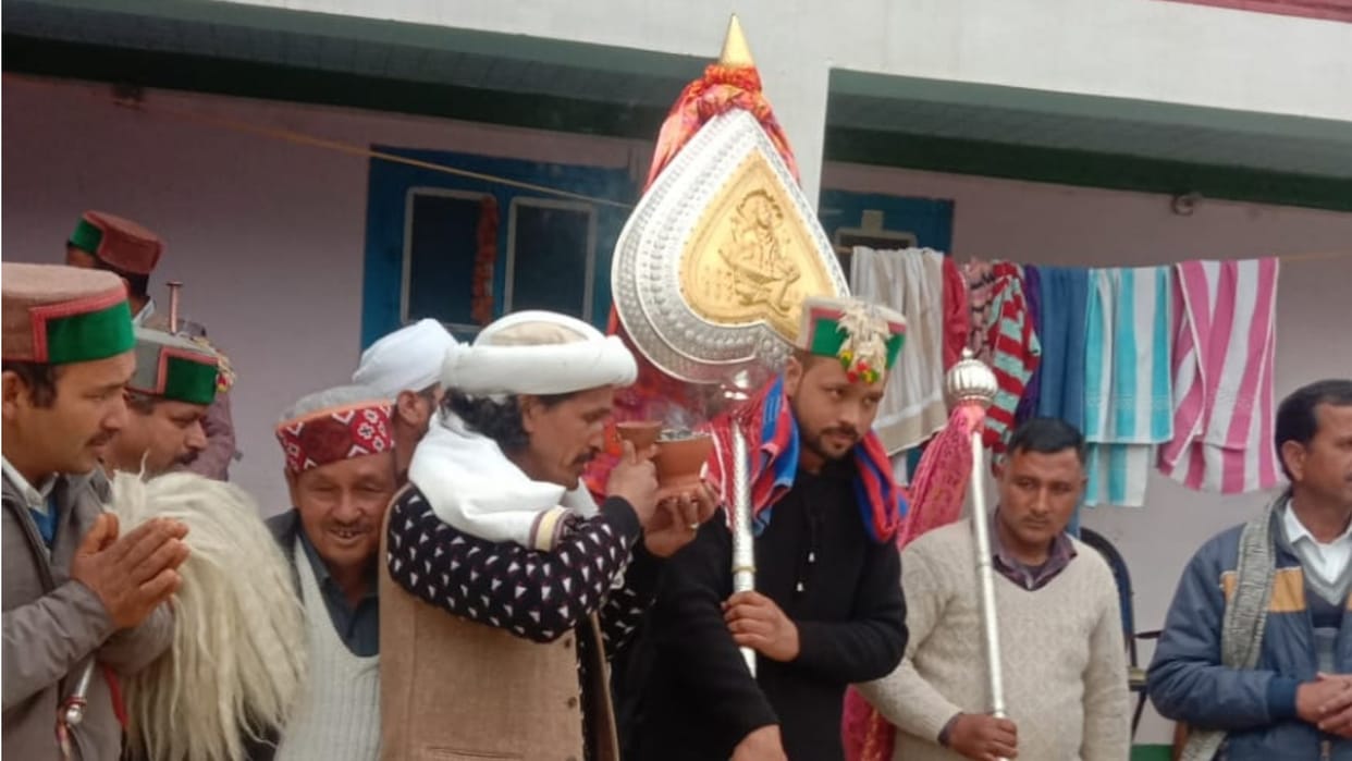 himachal mandi news: bda dev kamru nag leave for Mandi Shivaratri Fair