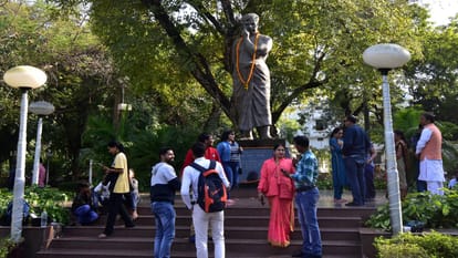 चंद्रशेखर आजाद पार्क।