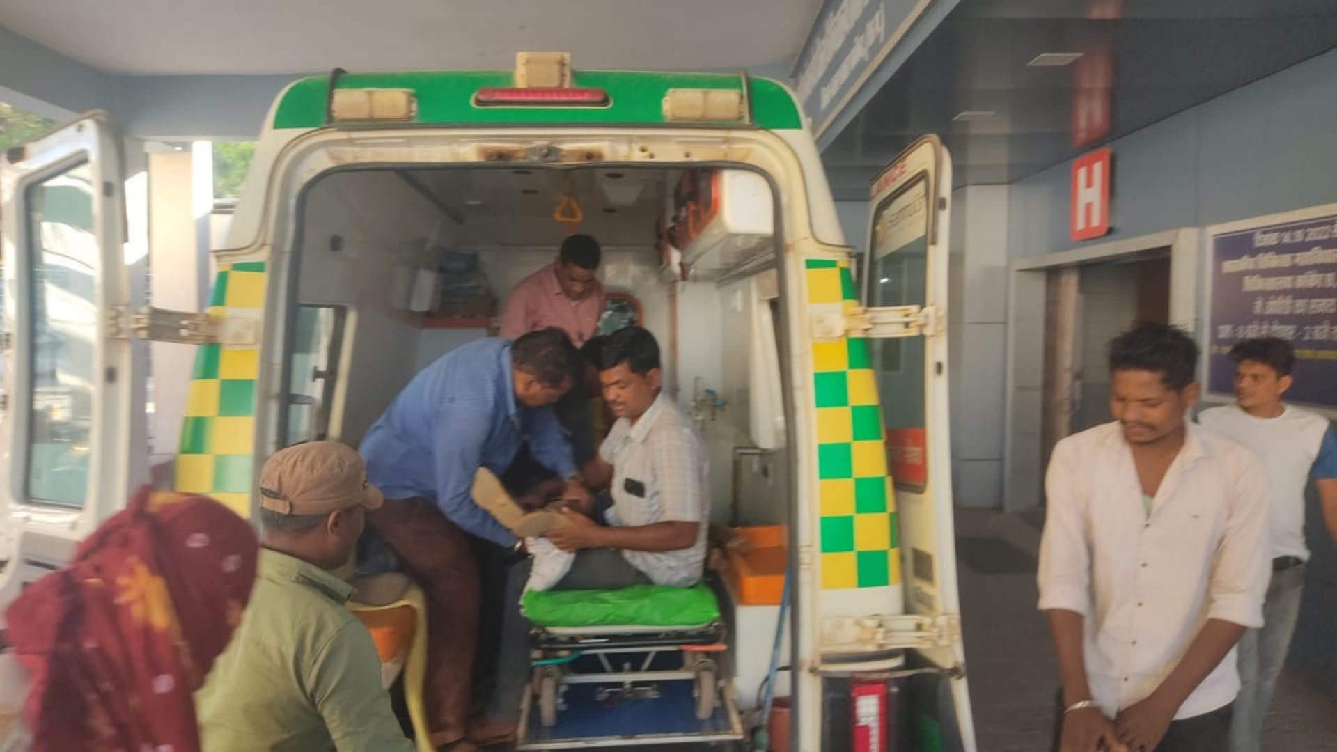 five school students killed, seven injured in truck-auto collision in kanker