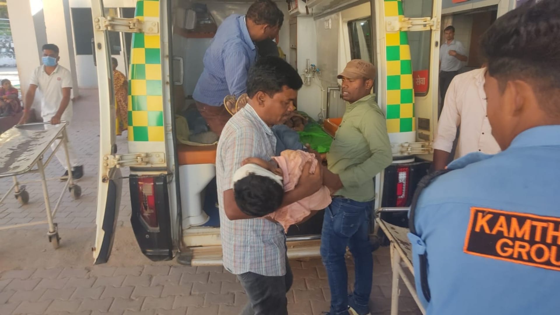 five school students killed, seven injured in truck-auto collision in kanker