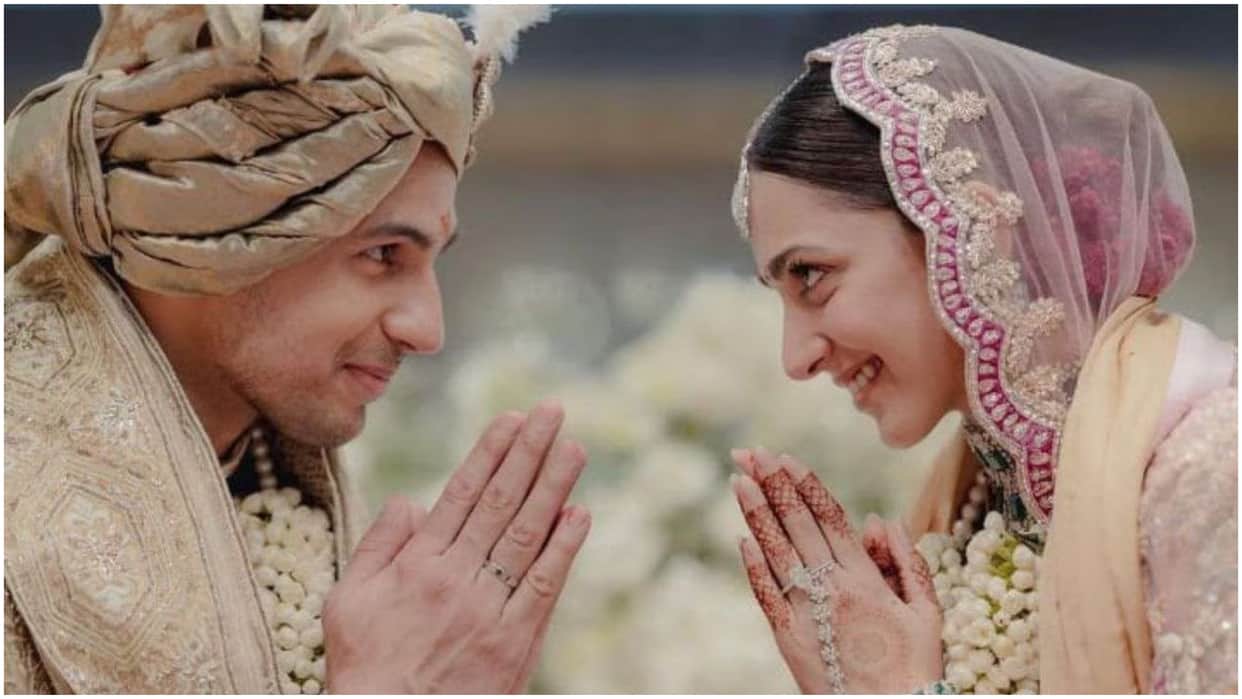 Sidharth malhotra kiara advani grand reception in mumbai on 12 february after wedding card viral on internet