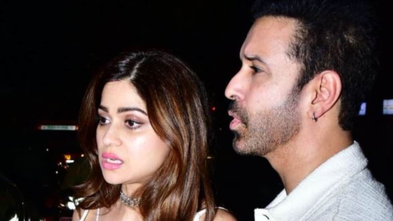 actor aamir ali shared photos on instagram with mystery girl got viral on social media