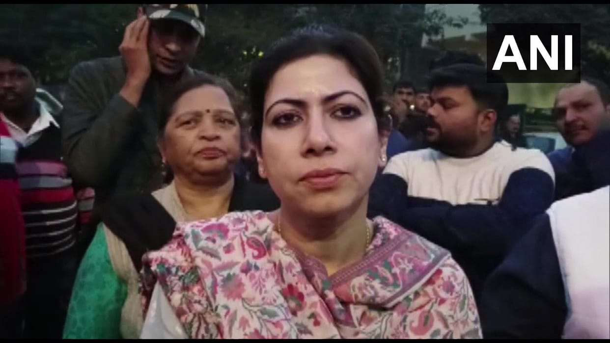 Delhi woman first left her kid at temple in maurice nagar then call police of her abduction read detail