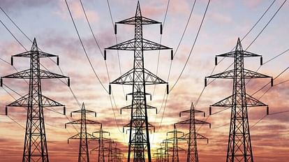 2805 electricity officers and employees did not give details of property, the corporation scrutinized list