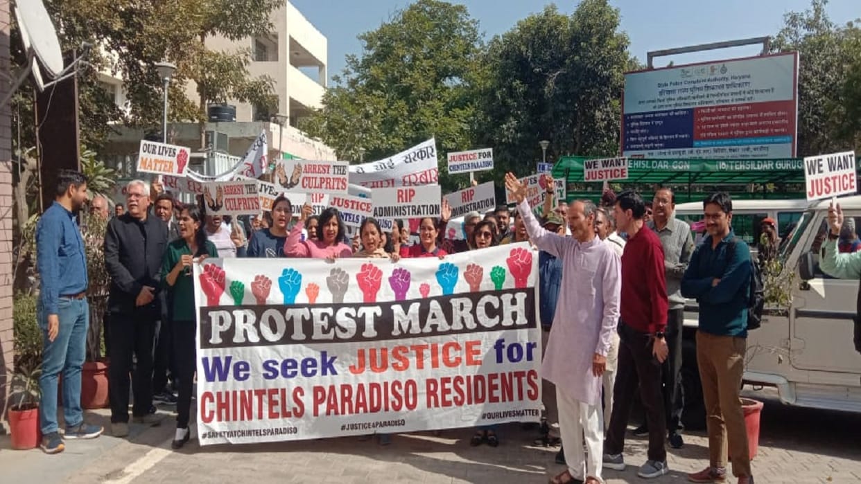 Accident in Chintels Paradiso Society of Gurugram landlords protesting