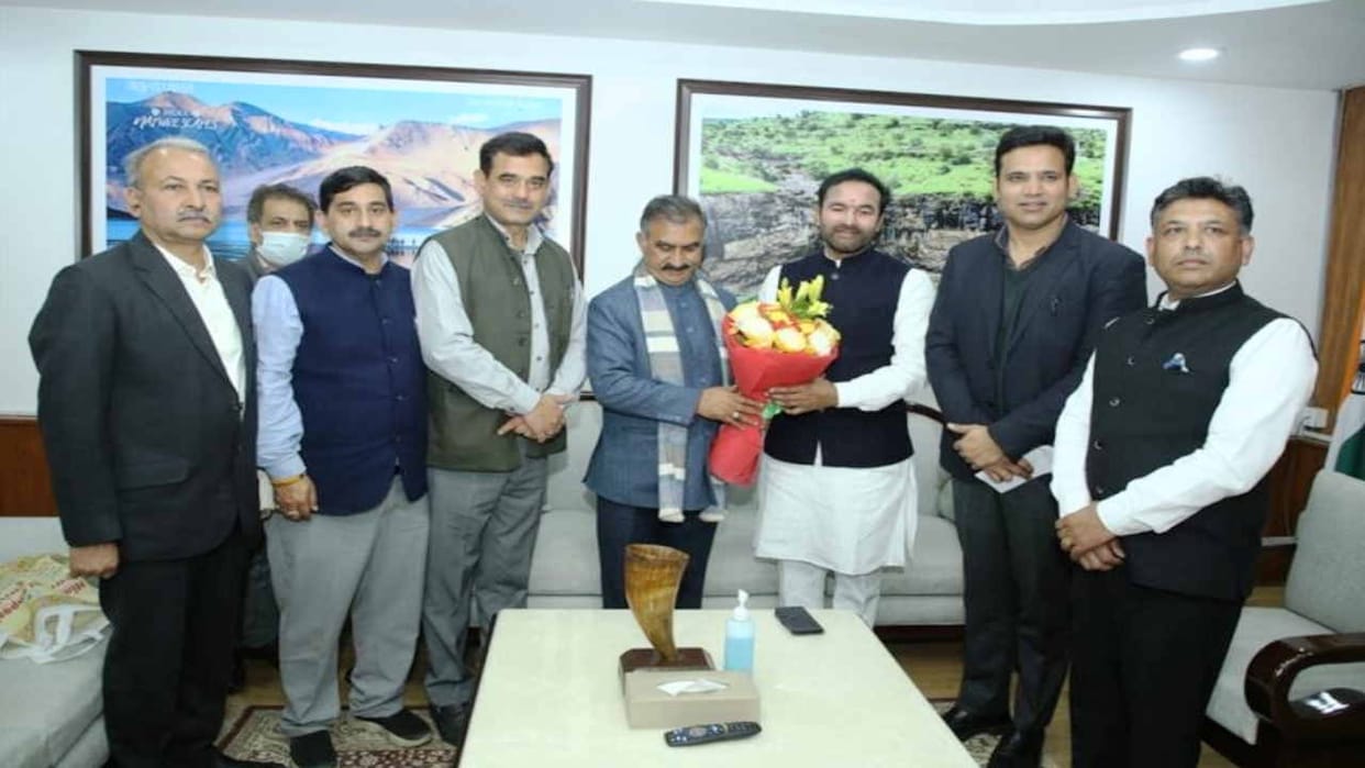 Himachal govt will set up a tent city of 200 rooms in Dhauladhar chain, CM Sukhu met Union Minister
