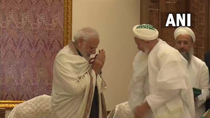 PM Narendra Modi Speech after flag off two new Vande Bharat trains Road Projects Maharashtra Know All About it