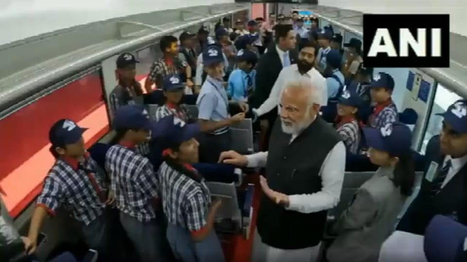 PM Narendra Modi Speech after flag off two new Vande Bharat trains Road Projects Maharashtra Know All About it