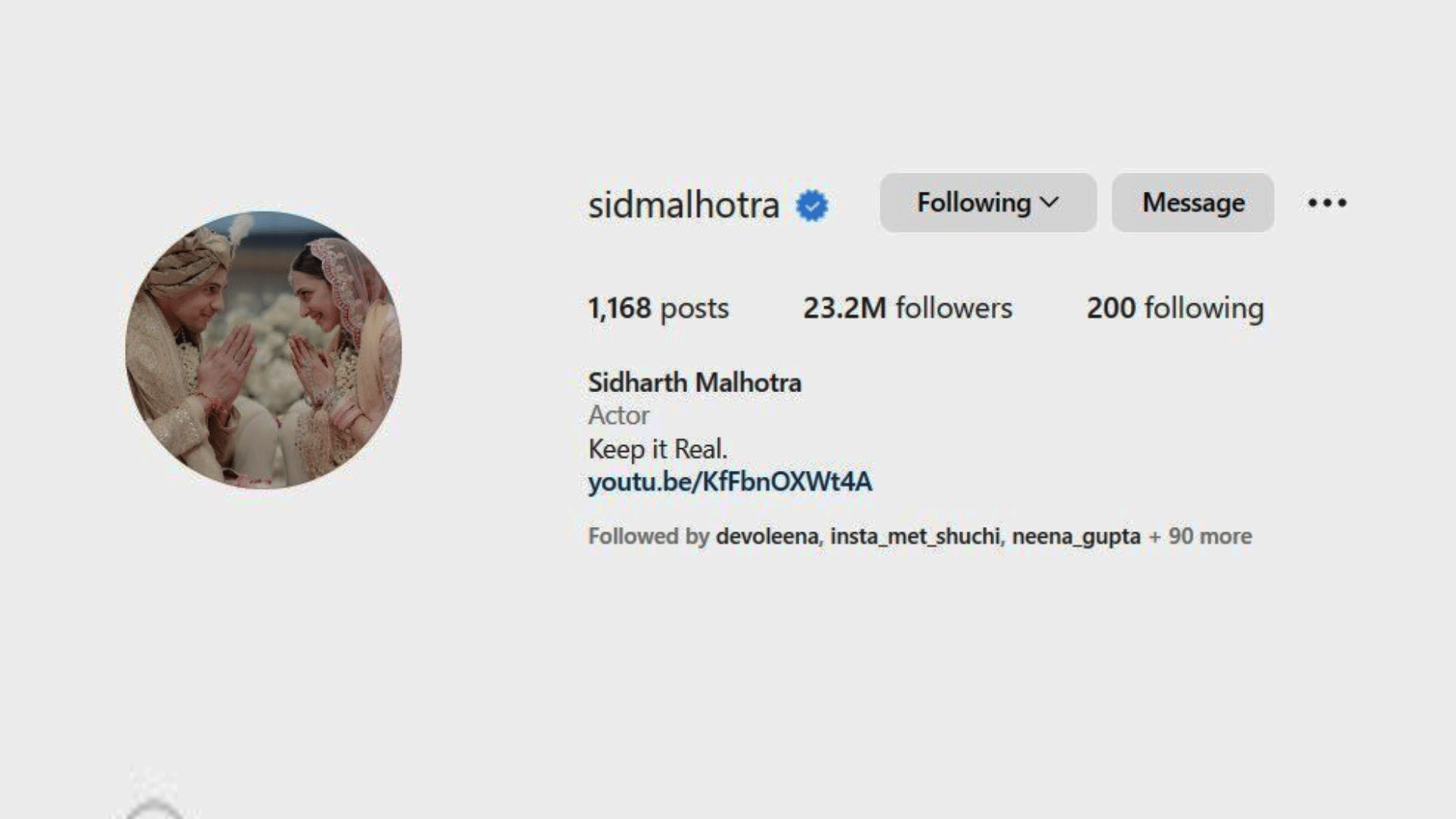 Sidharth malhotra changed DP of social media accounts after marriage with Kiara Advani posts wedding pictures